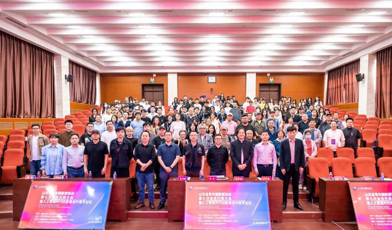 艺术新媒体专业_艺术媒体是什么_新媒体艺术