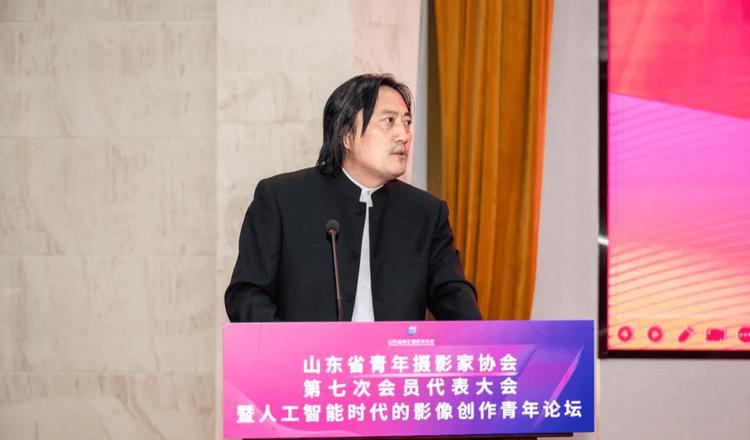 艺术媒体是什么_新媒体艺术_艺术新媒体专业